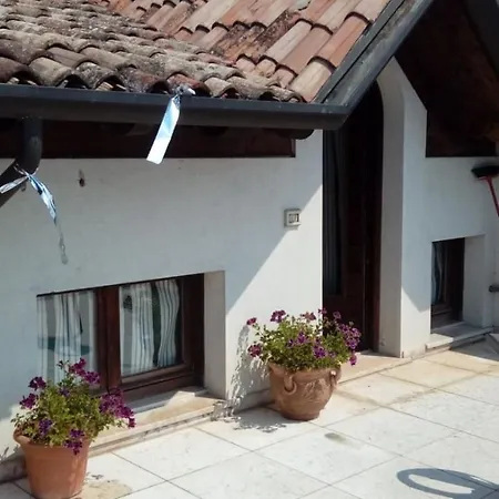 Апартаменти Il Nido Del Cigno Сірміоне